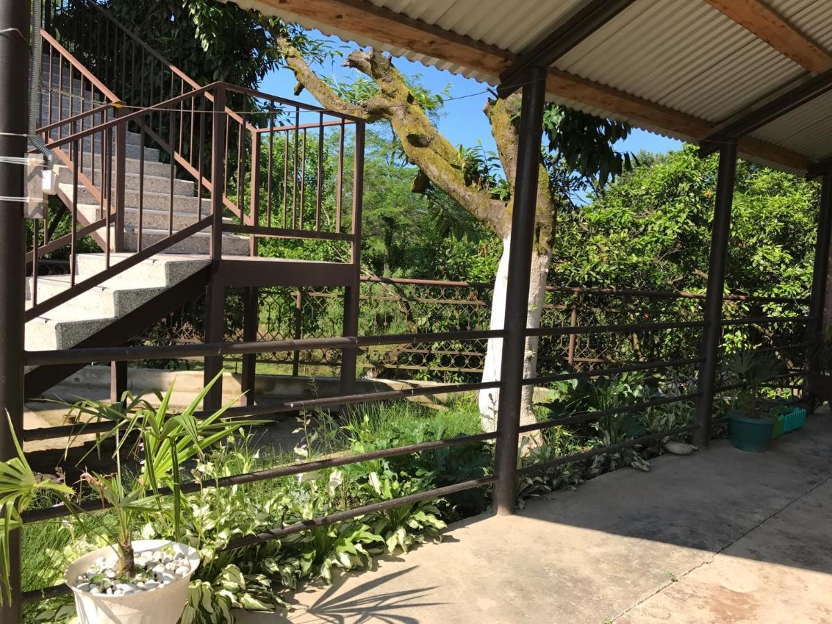 Guest House Evkalipt ออชัมชีรา ภายนอก รูปภาพ